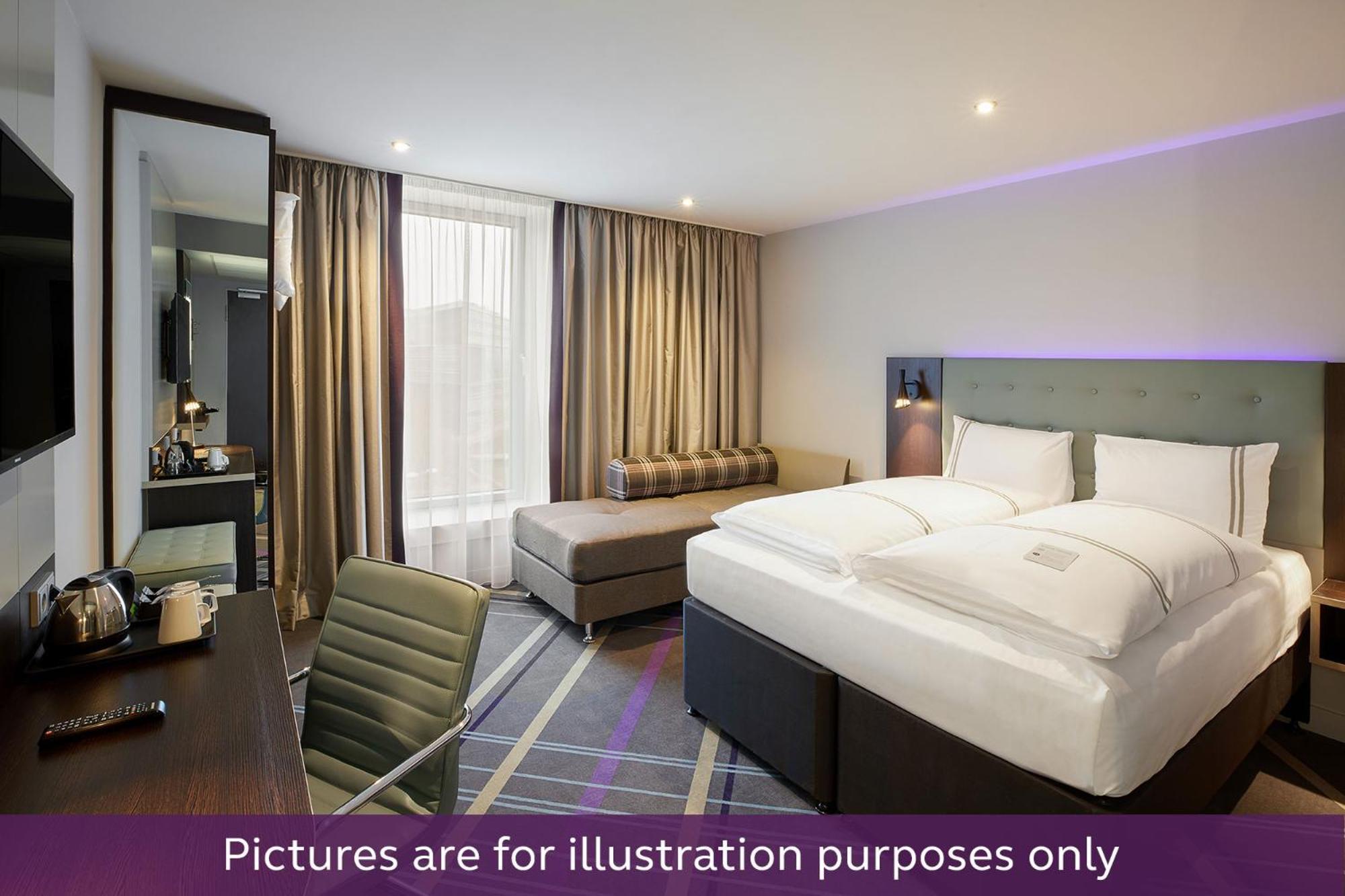 Premier Inn Heidelberg City Centre Exterior photo