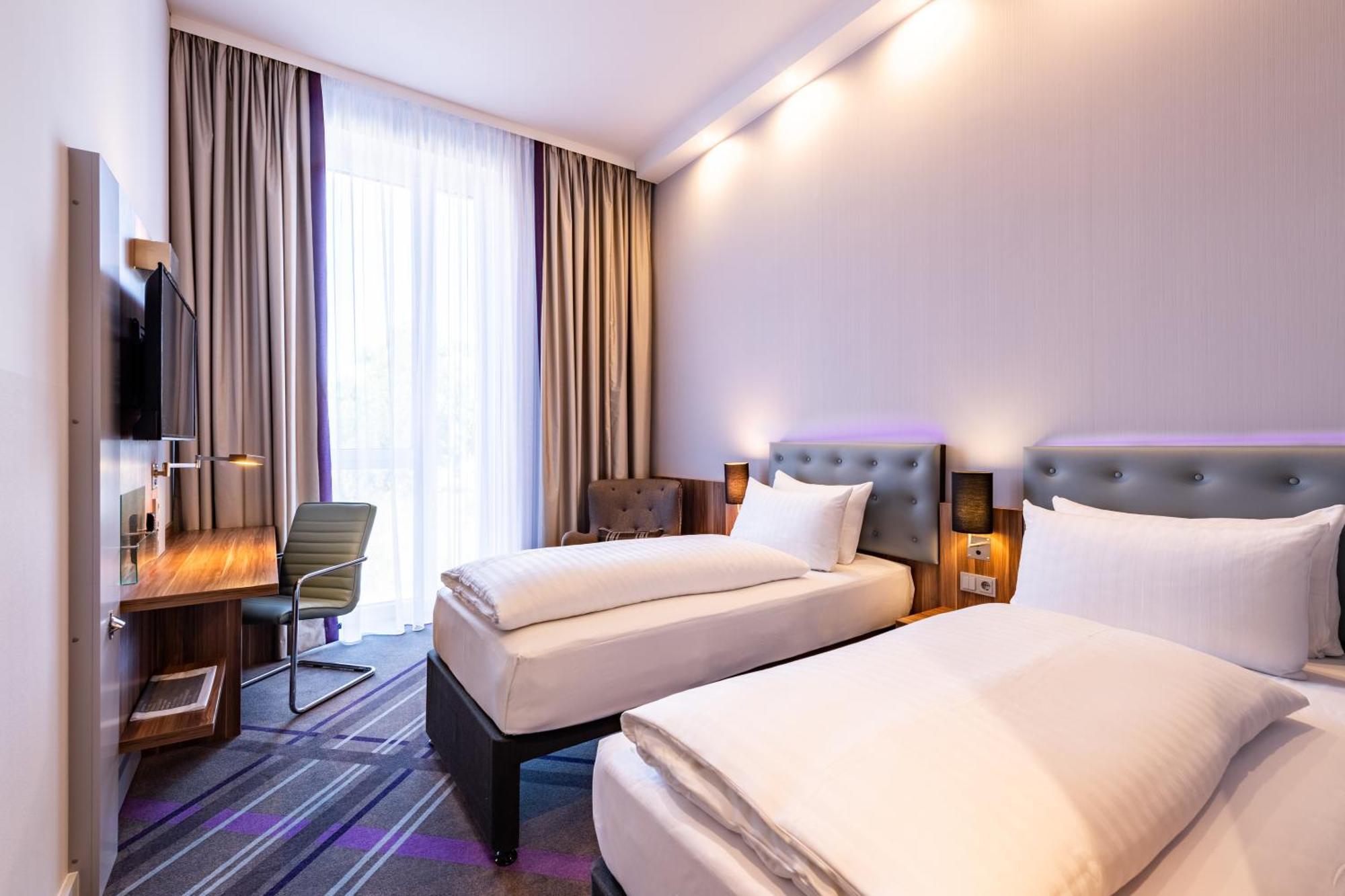 Premier Inn Heidelberg City Centre Exterior photo