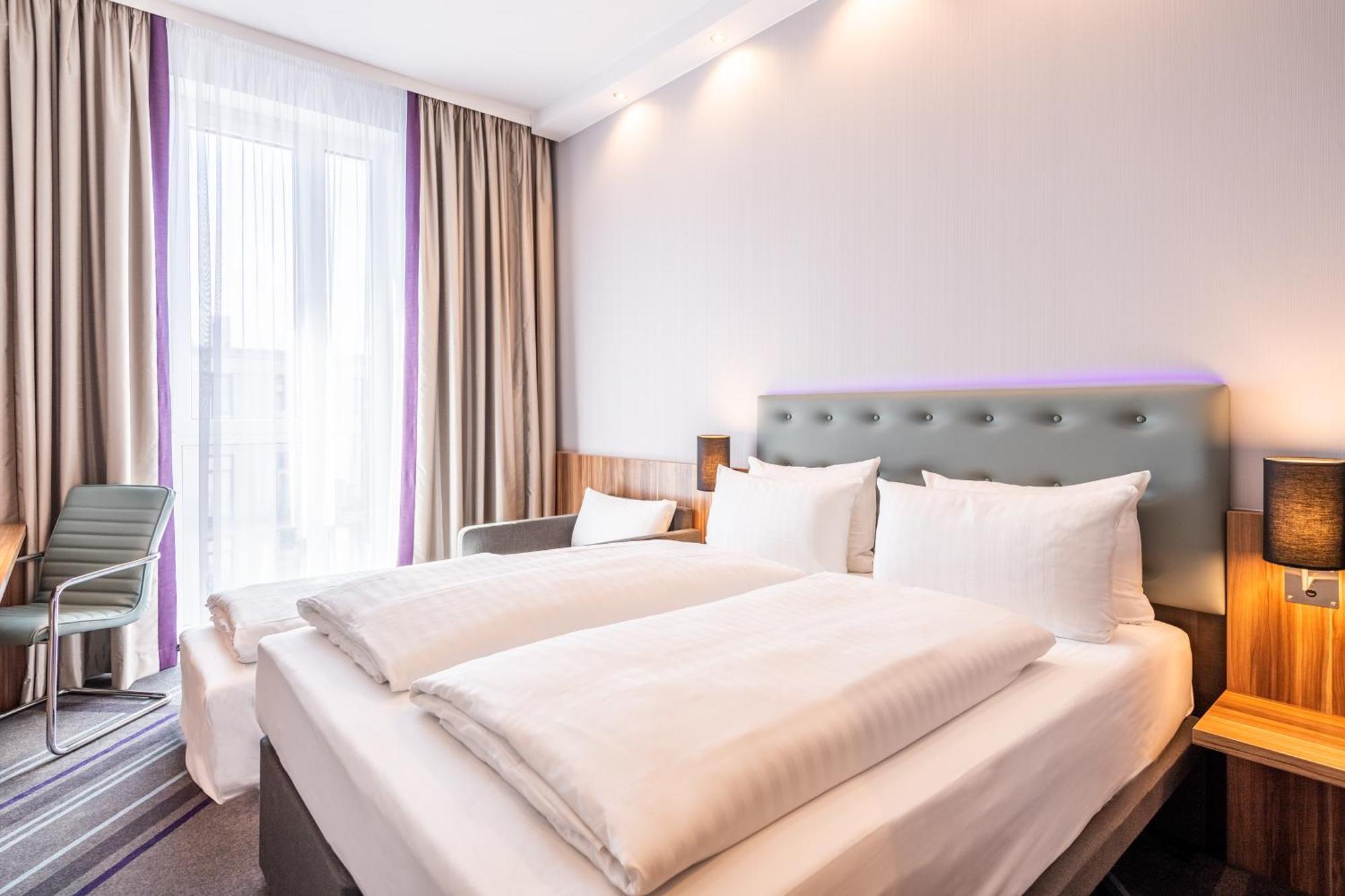 Premier Inn Heidelberg City Centre Exterior photo